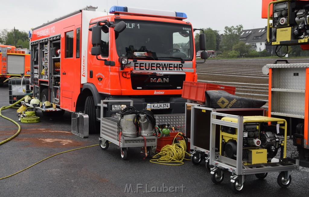 Feuer 3 Rheinkassel Feldkasseler Weg P2465.JPG - Miklos Laubert